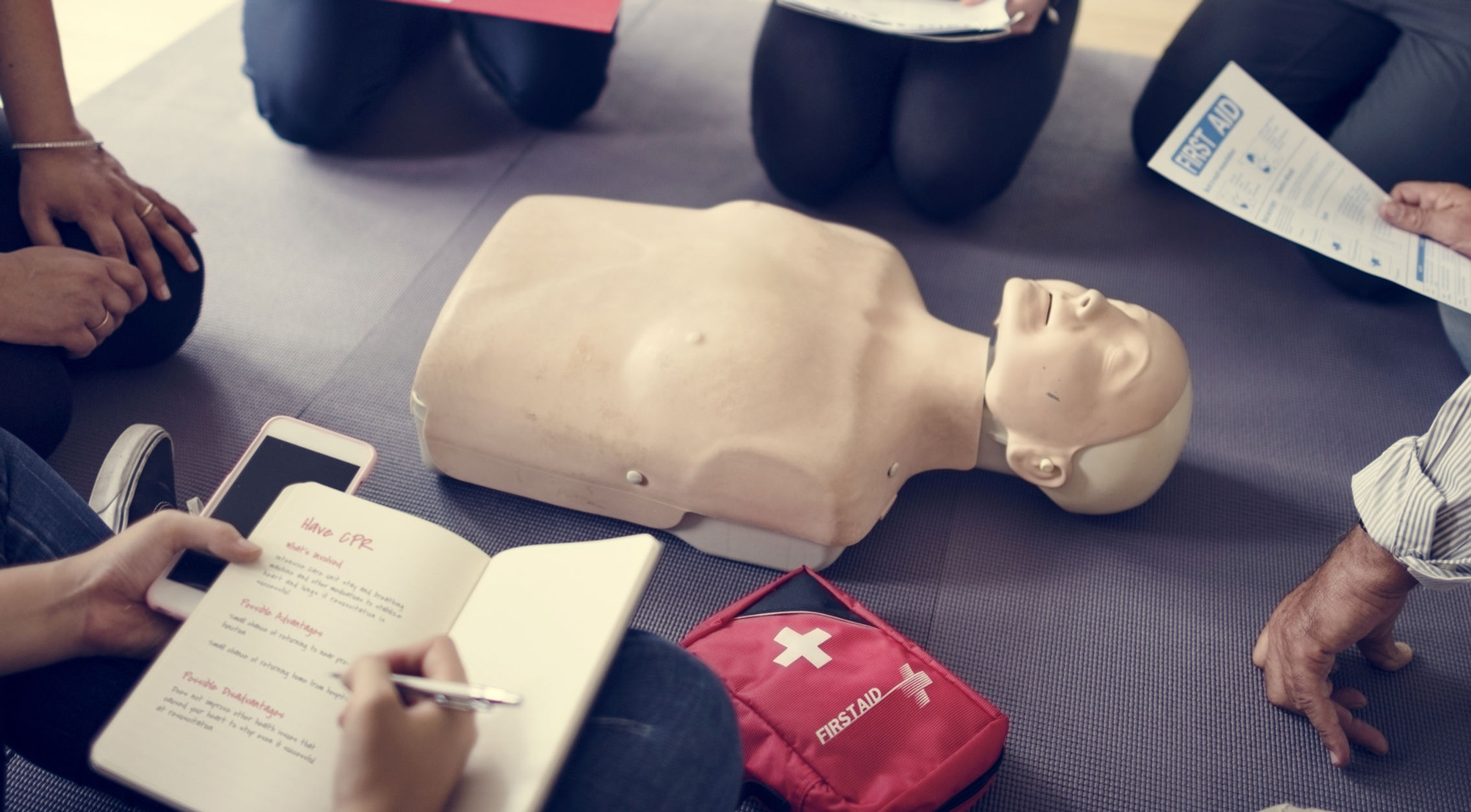 Premiers Secours Standard CPR Niveau C avec DEA - Ottawa Centre-Ville