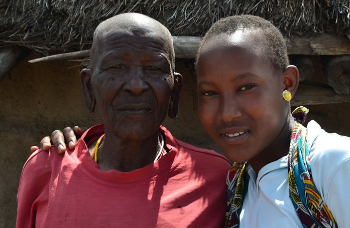 _Maasai_woman_edited_edited.jpg