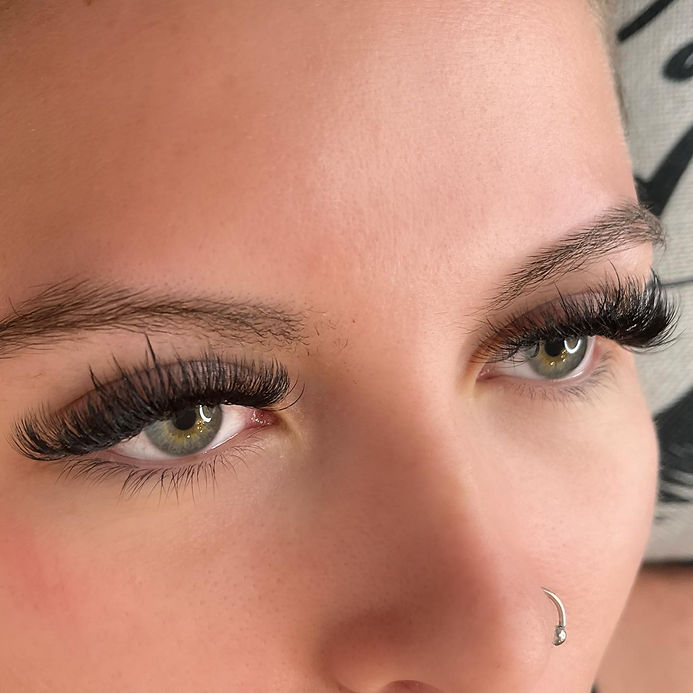 Full Volume Strip Lash