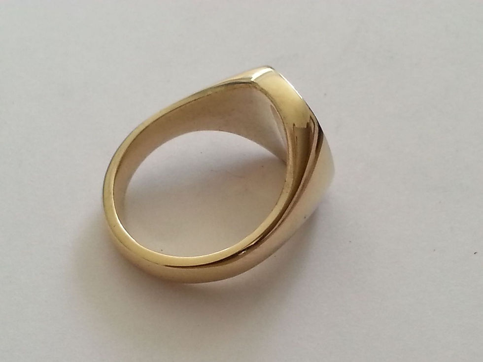 Thumbnail: "Ladies 10mm x 12mm seal" in 18ct gold yellow, rose or white 10 grams in weight: viewed from above