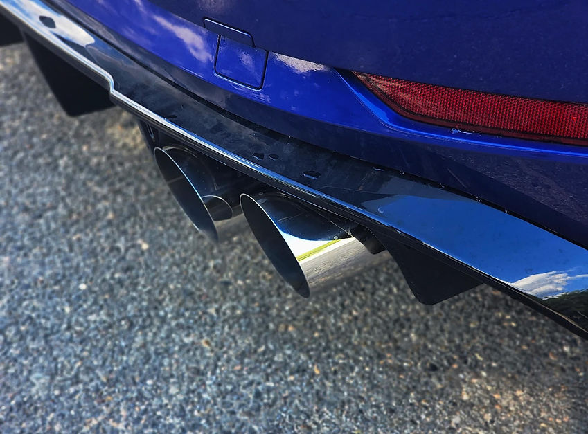 Car with dual exhaust 