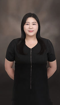 멤버_임재은2_edited.jpg