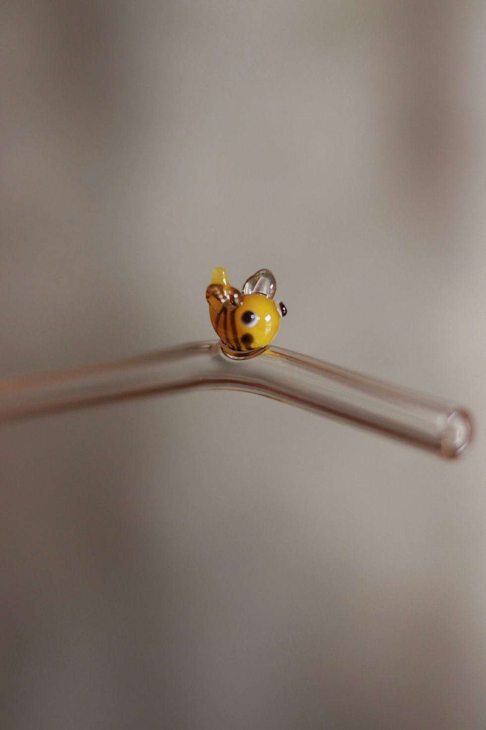 الصورة المصغرة: bee زجاج شفاطة