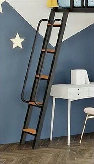 Miniatura: Metalowe łóżko-poddasze w stylu loft, montowane do sufitu, dla nowoczesnej optymalizacji przestrzeni.