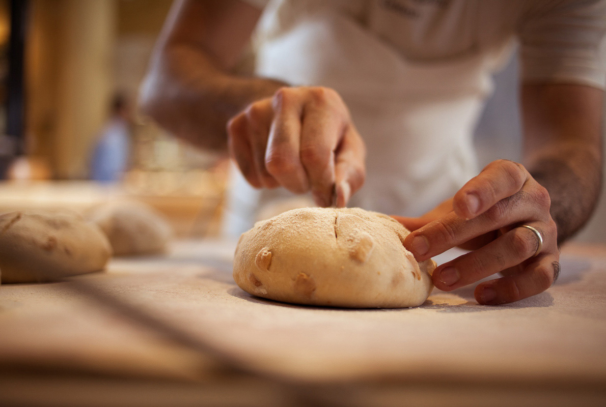Cockle bread making. Technology of bread making. John atkinson wrong hands food. Making bread перевод. Making bread перевод.