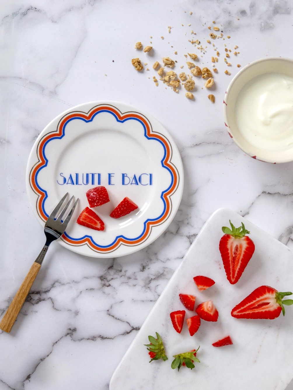 ilaria.i - Piattino SALUTI E BACI