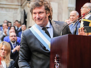 No. 50 – De Milei 0.5 a Milei 2.0: Analizando la gestión de Javier Milei desde una perspespectiva comparada (en 3 partes)