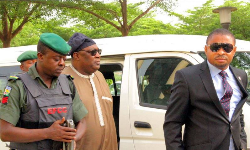 Badeh in court 2