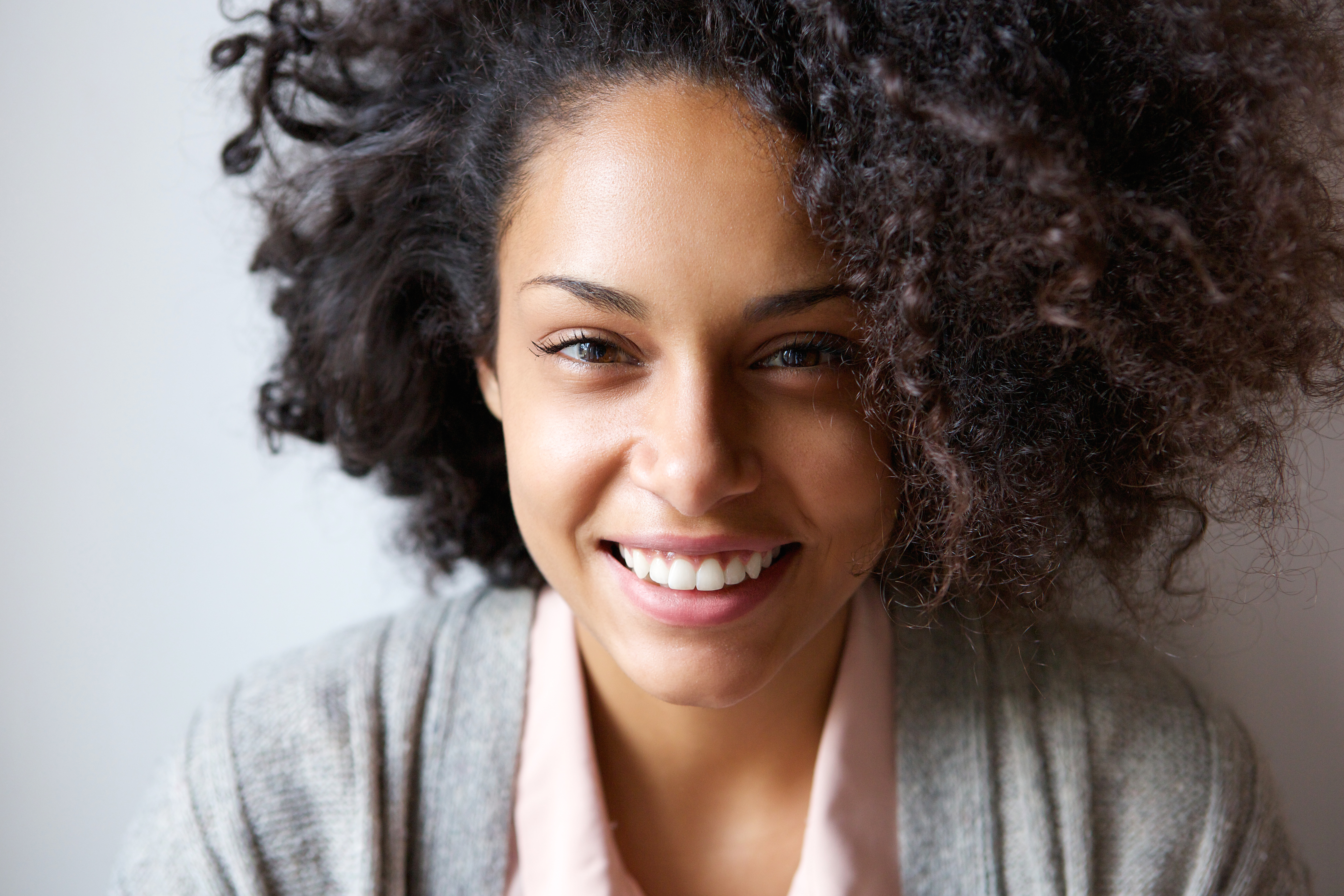 Portrait de femme souriante