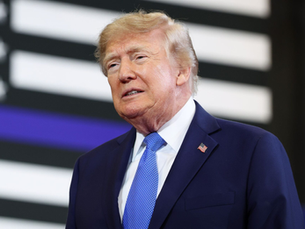 Trump prohíbe drones en la frontera con México; derribarán unidades de carteles