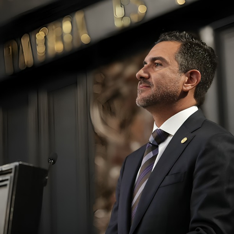 Yunes Márquez denuncia falsificación de su firma en el Senado para extorsionar