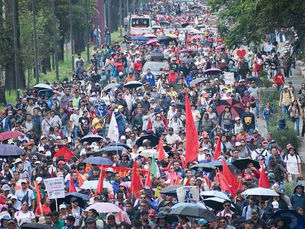 CNTE triplica apuesta: amenaza con protestas en Guadalajara y Monterrey