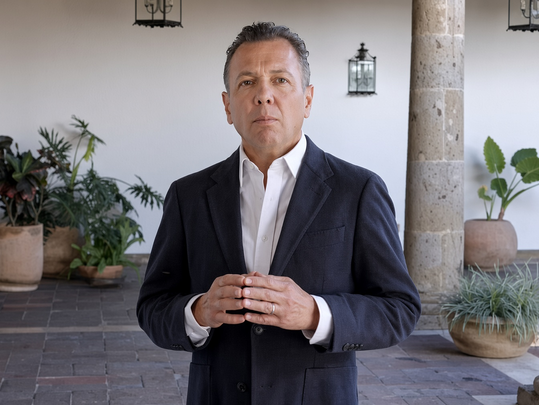 Denuncian a Lemus ante la FGR por detenciones arbitrarias y represión en Guadalajara