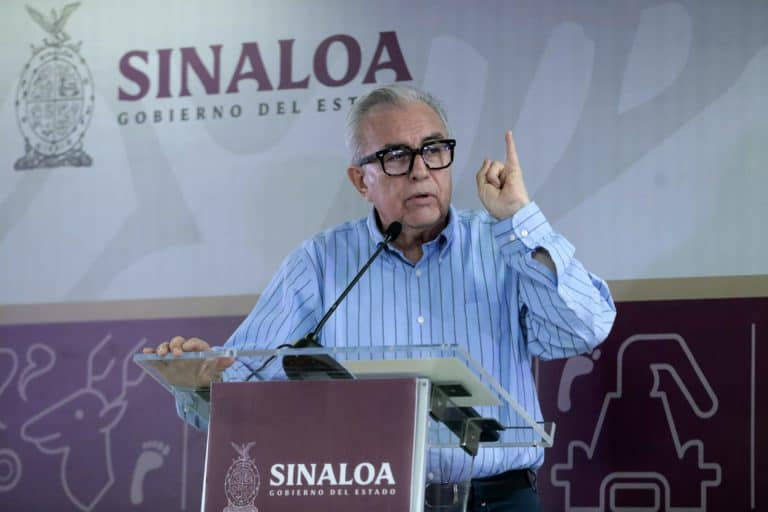 La SRE recibió solicitudes de detención provisional con fines de extradición de Rubén Rocha Moya otros funcionarios implicados.