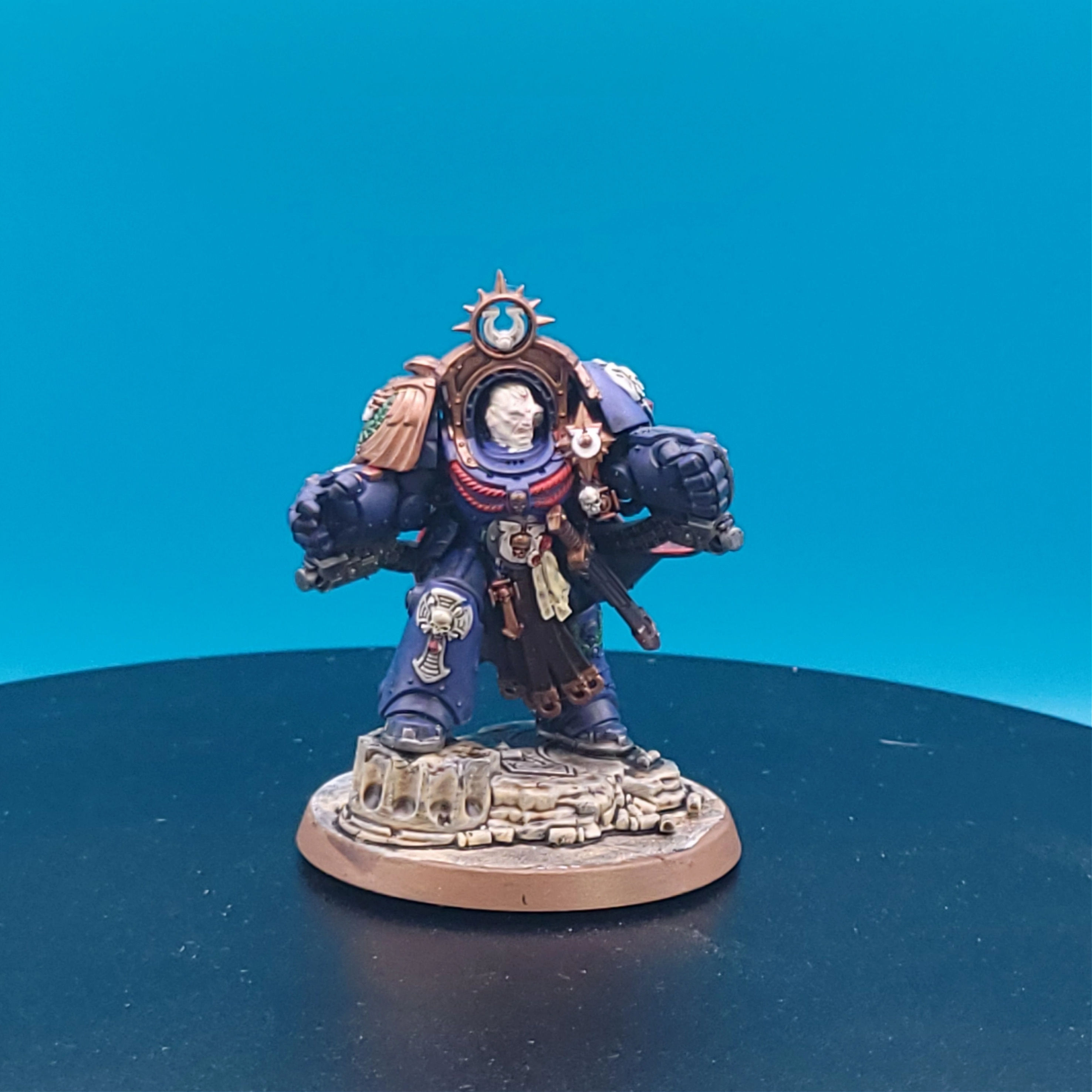 40k Space Marines Marneus Calgar