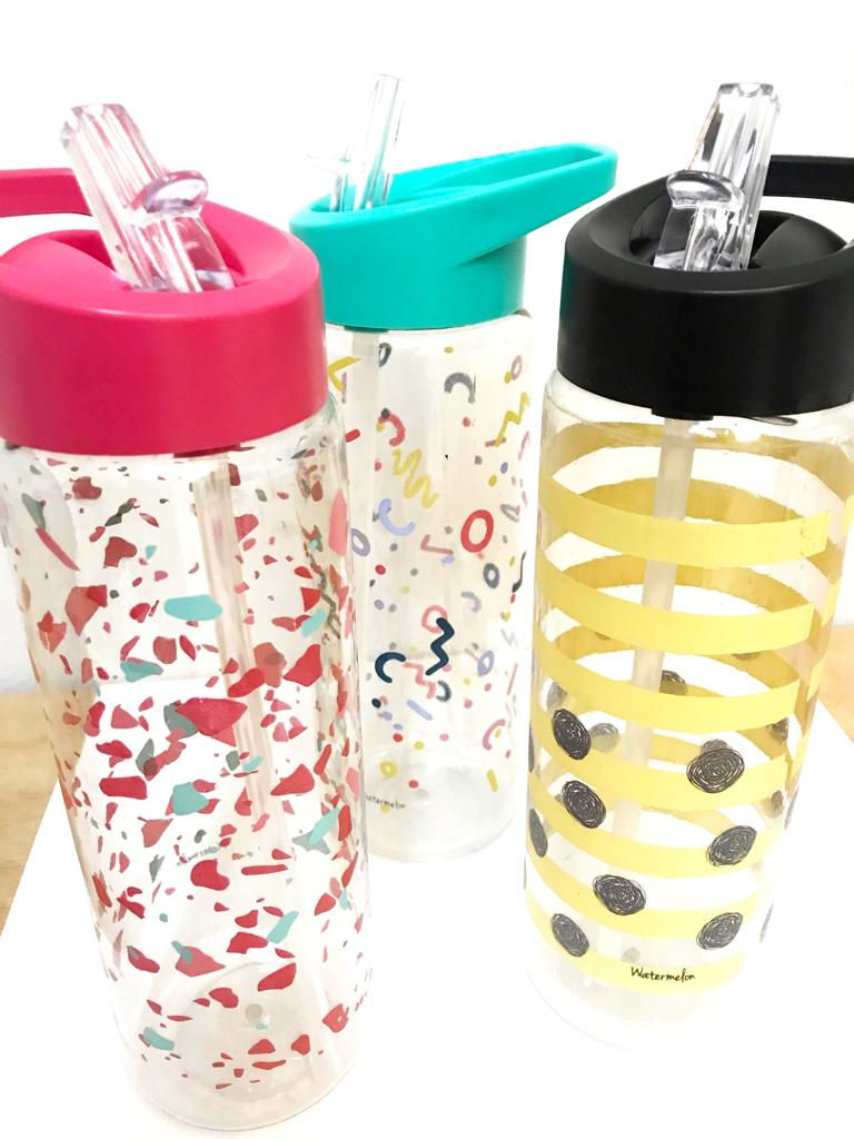 Botellas de plastico con diseño