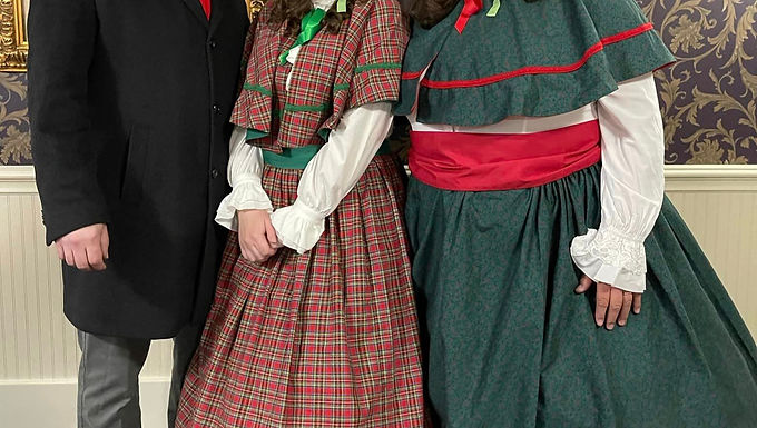 Victorian Carolers
