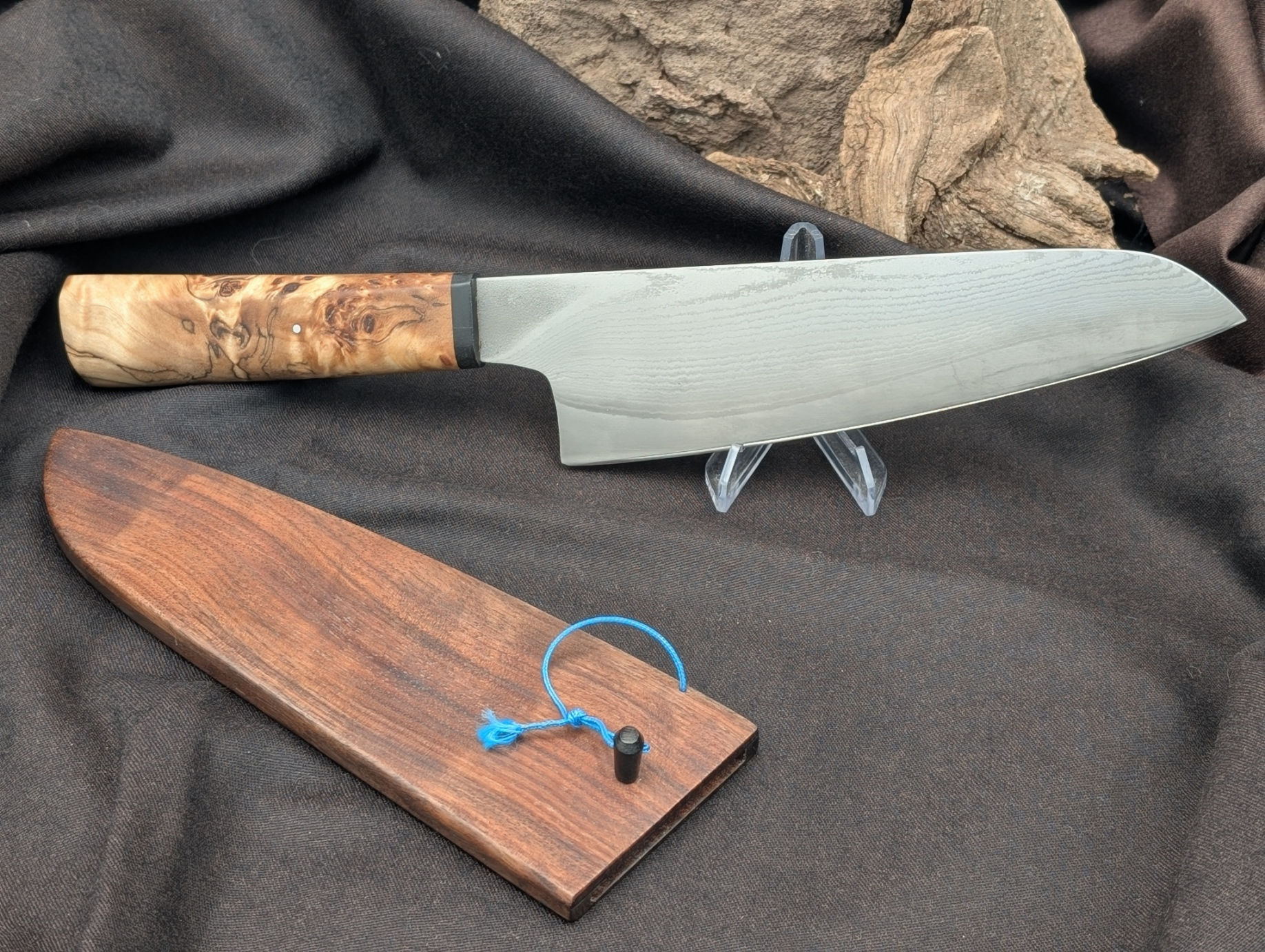 Santoku artisanal — couteau de chef polyvalent