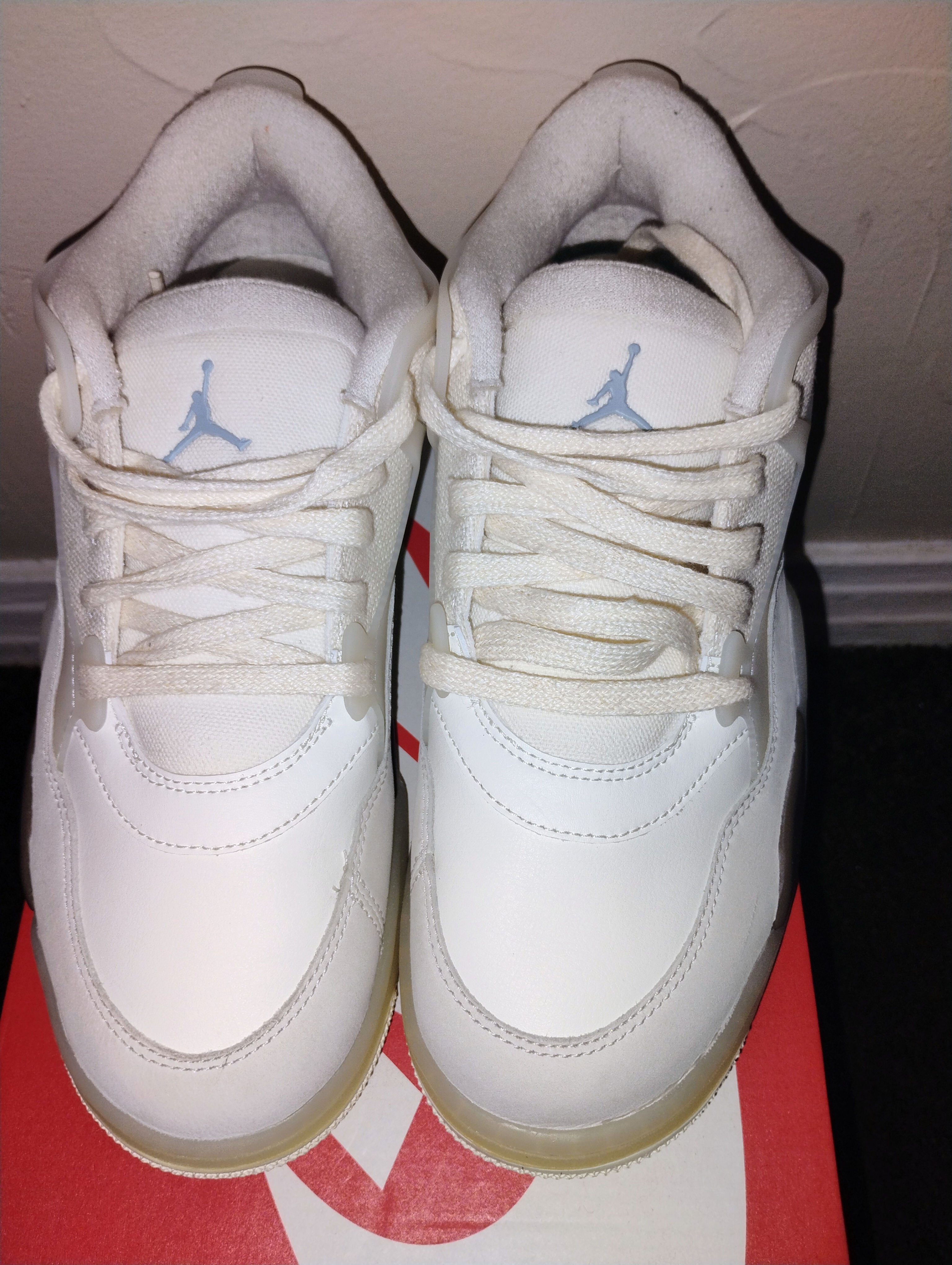 Air Jordan 4 RM Shoe Size: M7.5/W9.0