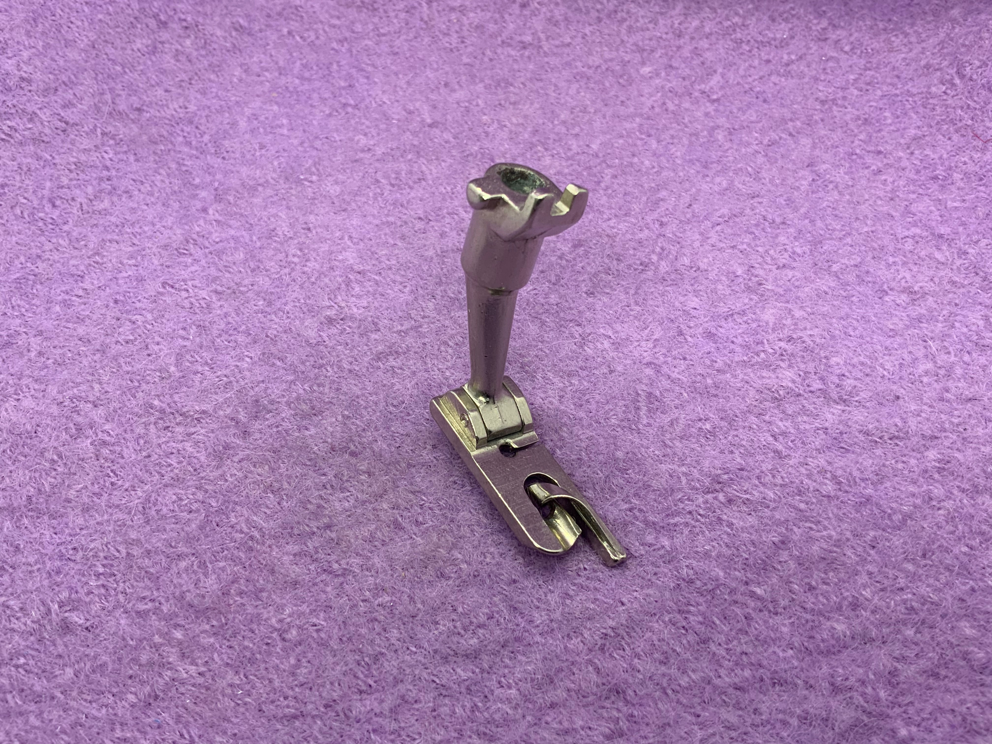 Bernina rolled hem hemming foot