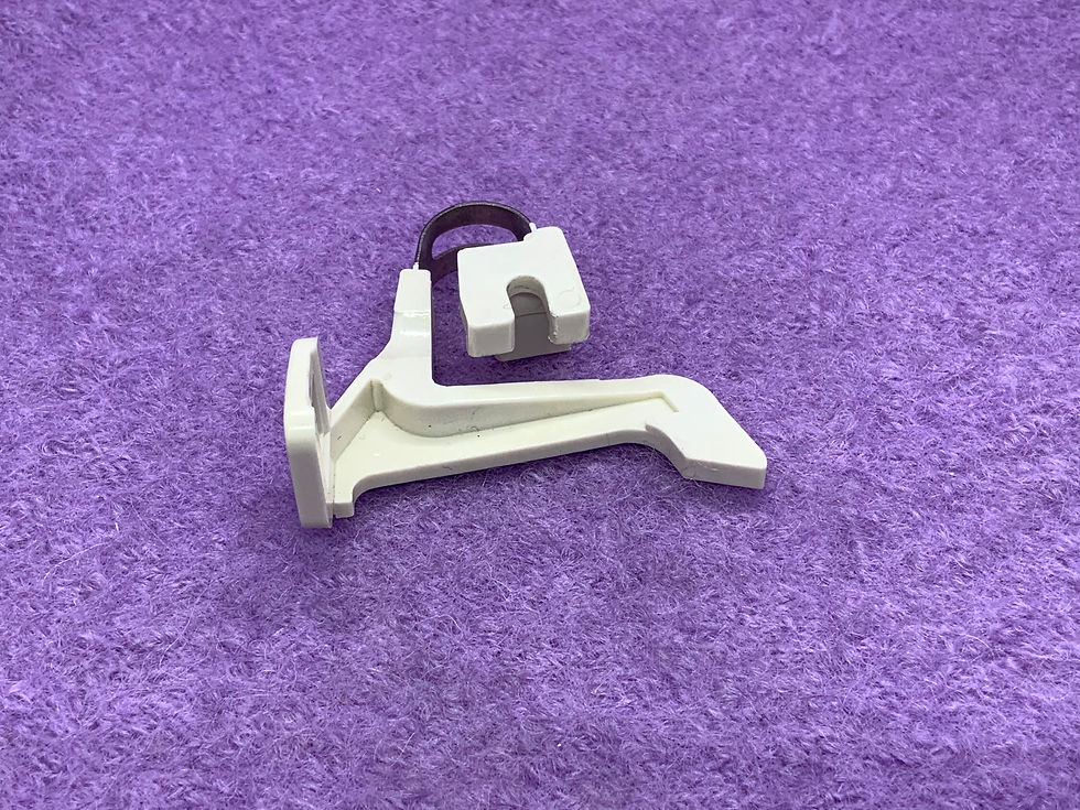 Thumbnail: Plug foot for Singer sewing machines 600 700