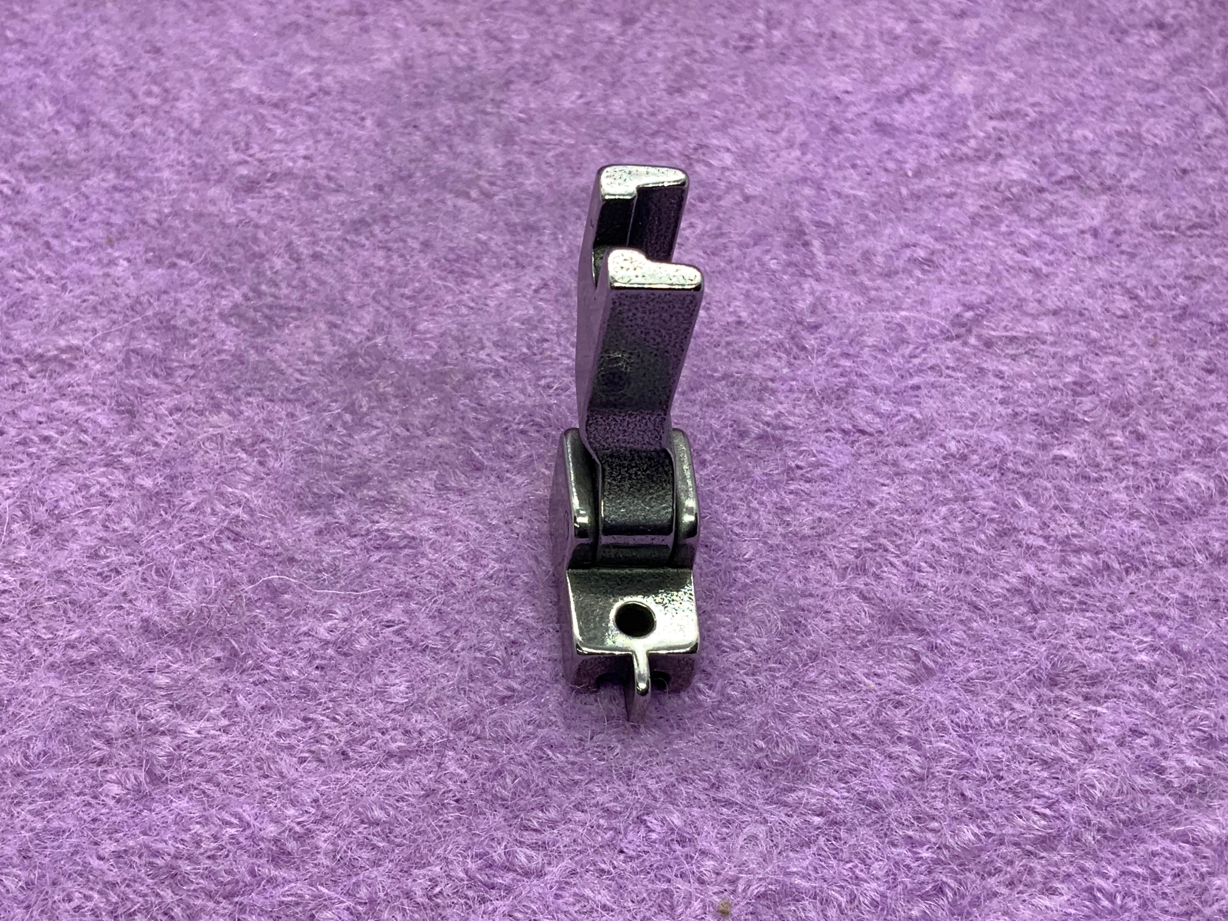 Nahtverdeckte Reißverschlussfuß für Pfaff 1222 /1221/ 1199/ 1197/ 1196/ 1209