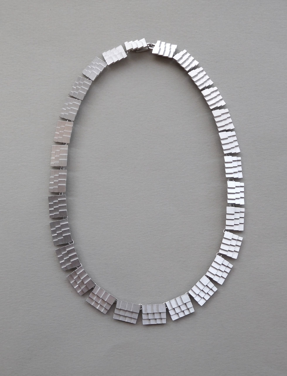 roof tiles necklace SV