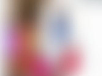 ¡Vístete de Alegría! La Psicología detrás de los Vestidos Vitamina