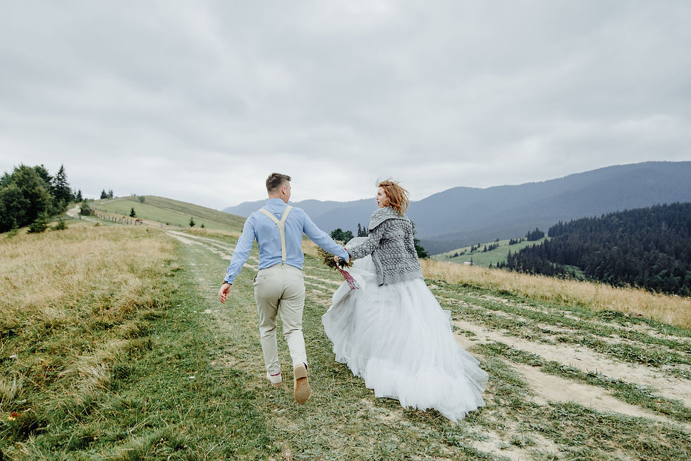 Michelle Boyd Snowy Mountains Celebrant - Couple Eloping in Snowy Mountains