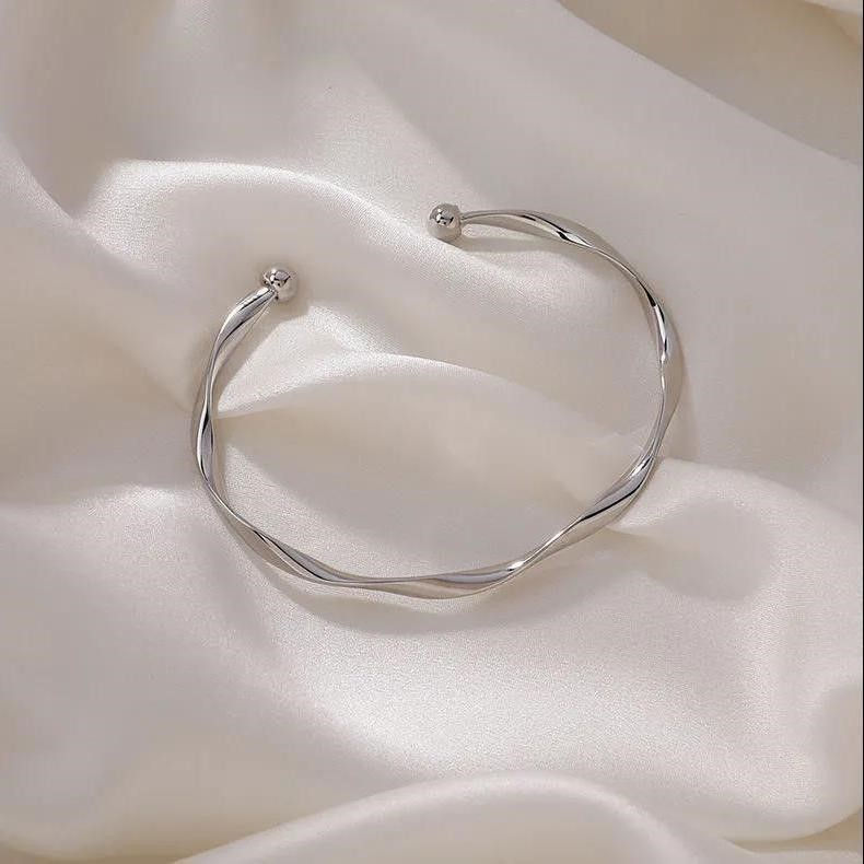 Thumbnail: Silver Bracelet