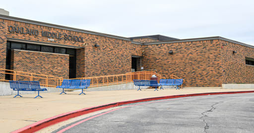 Oakland-Middle-School-Building.jpg