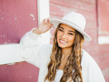 Natalie. Auburn Mountainview Senior.
