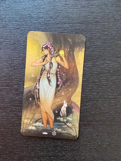 Queen of pentacles
