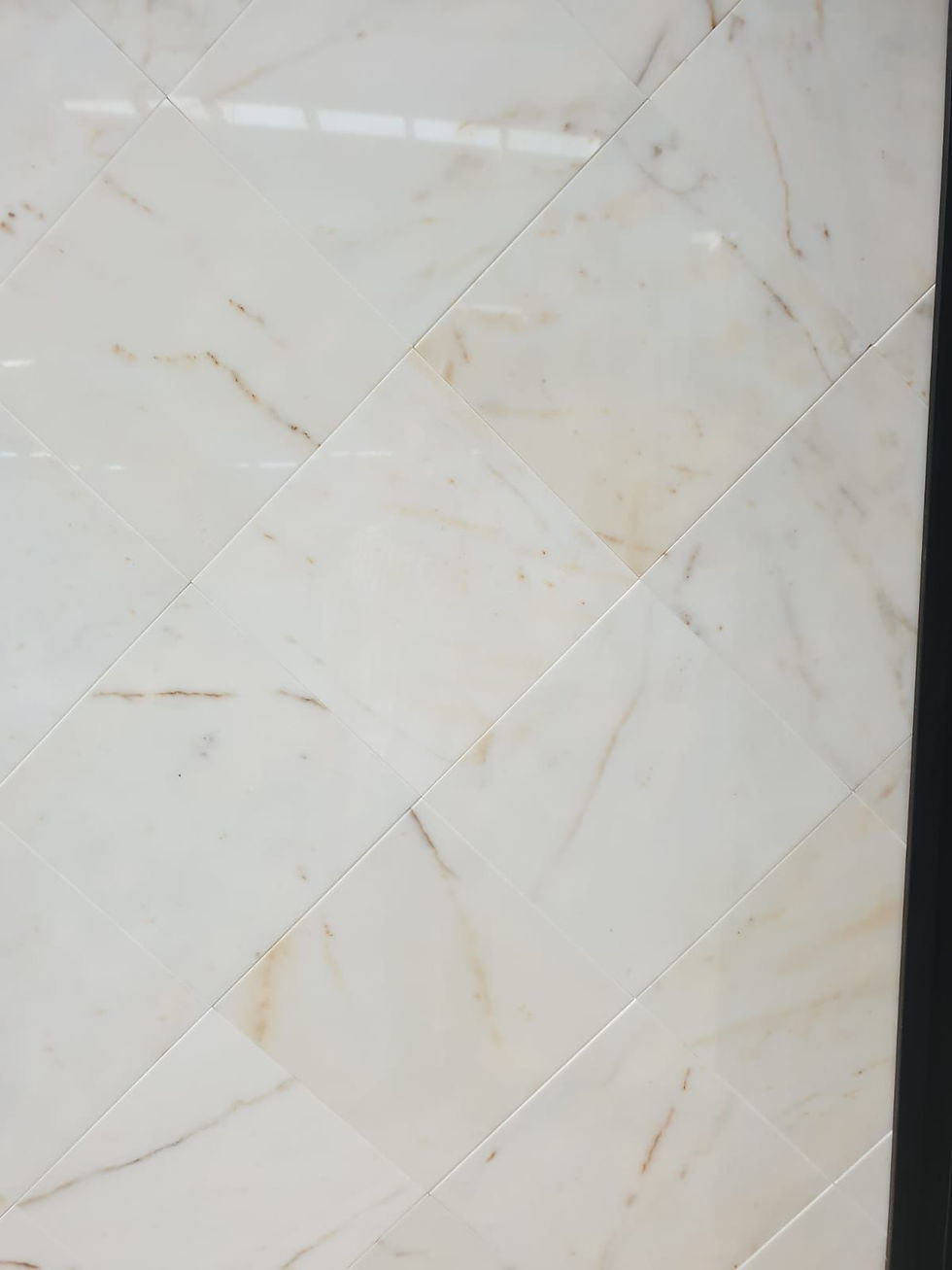 Thumbnail: Sunny White Marble Tile
