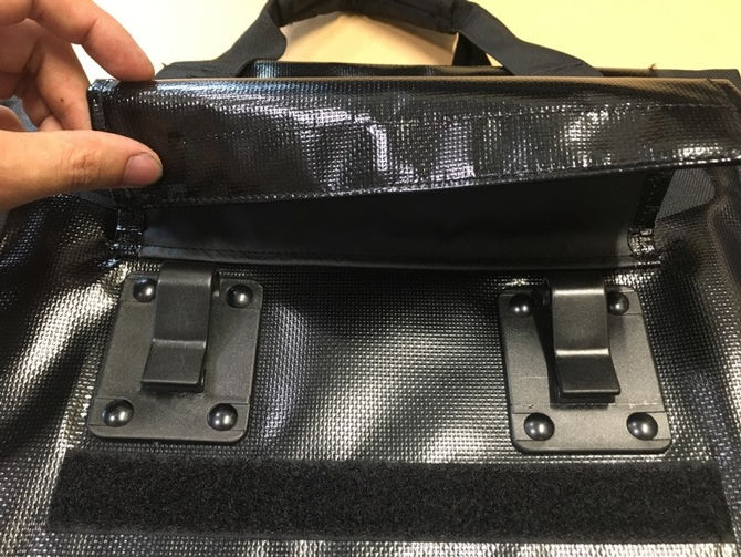 Bianchiから出た！もち運びも便利なバック！！