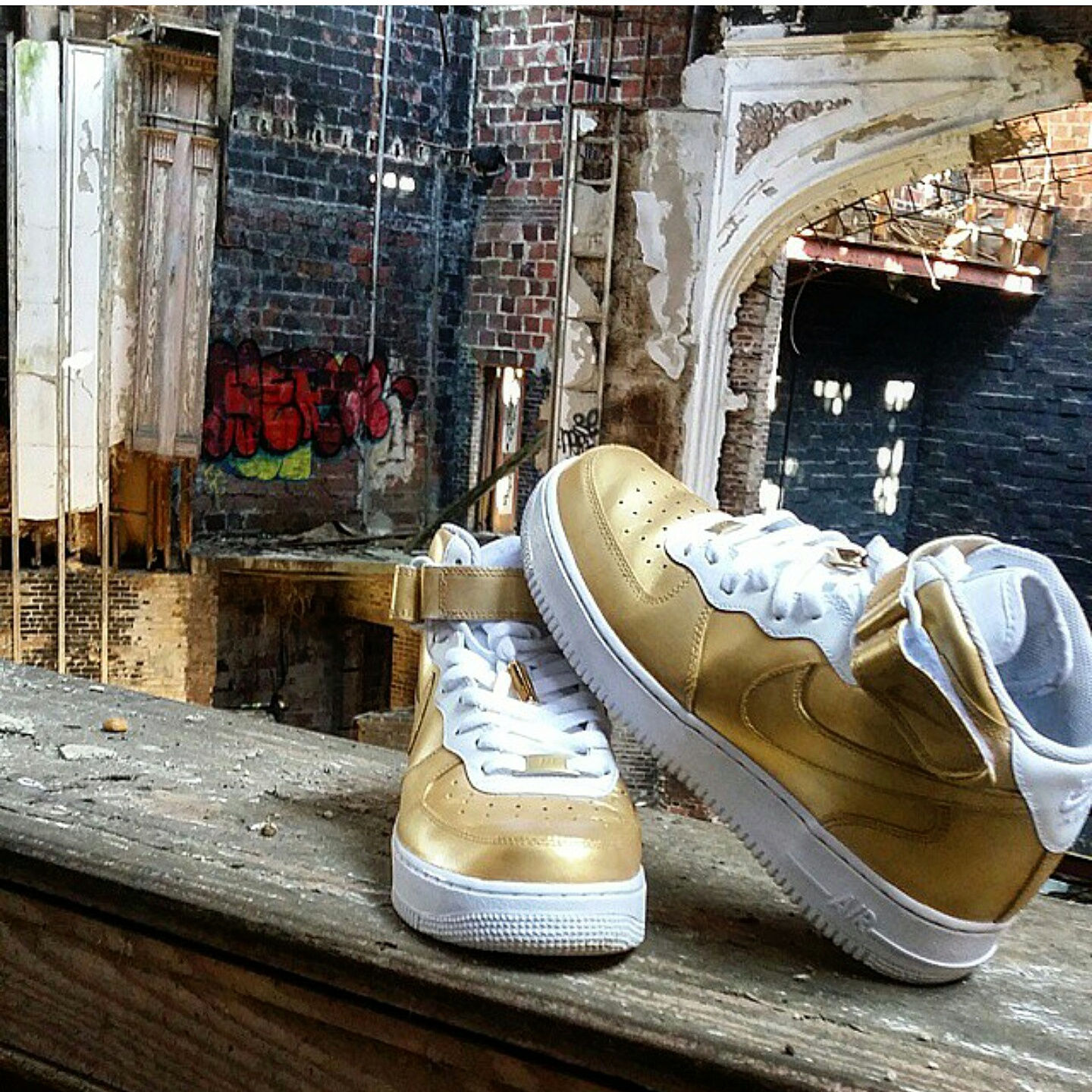 AIR FORCE 1 (mid top)