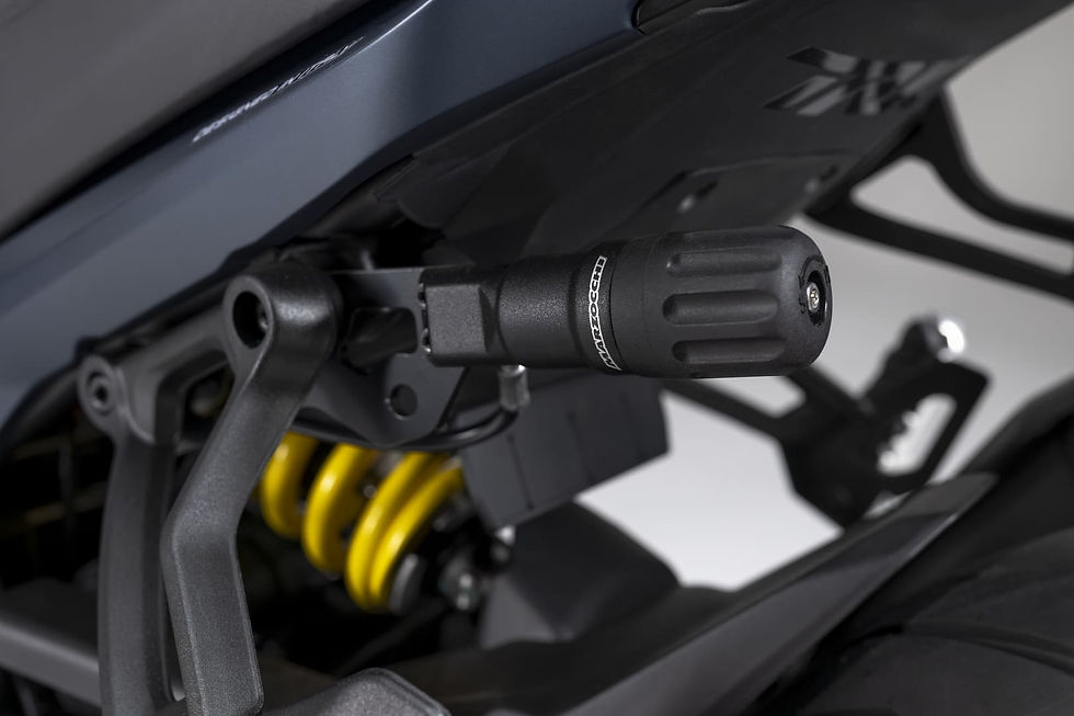 Benelli TRK 902 Stradale