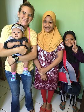 Christian midwife and Muslim patient