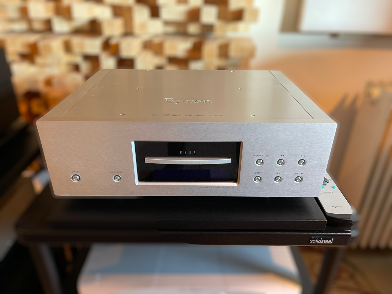 Esoteric UX-1 universal player