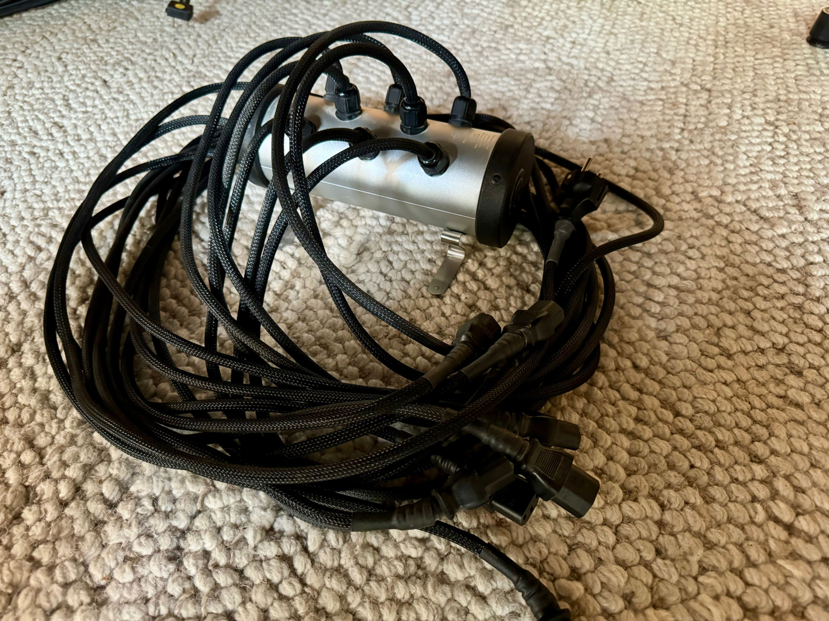 Naim Powerigel - Musicline - powerblock