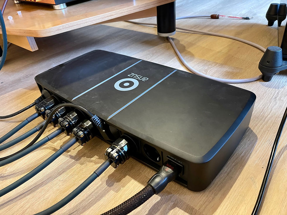 Thumbnail: Ansuz Mainz8 C2 - stekkerblok