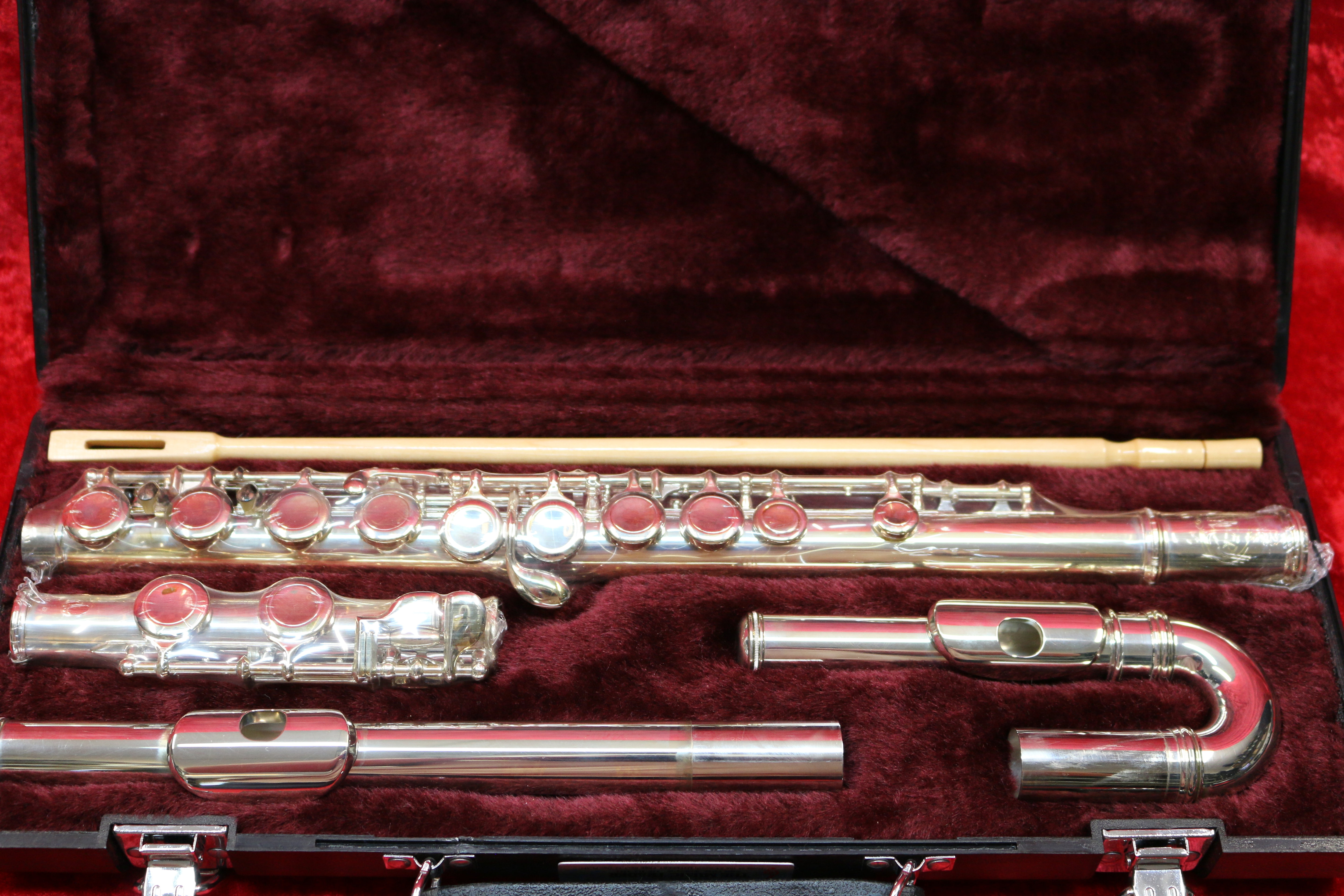 Jupiter Curved HeadJoint Flute musictrader