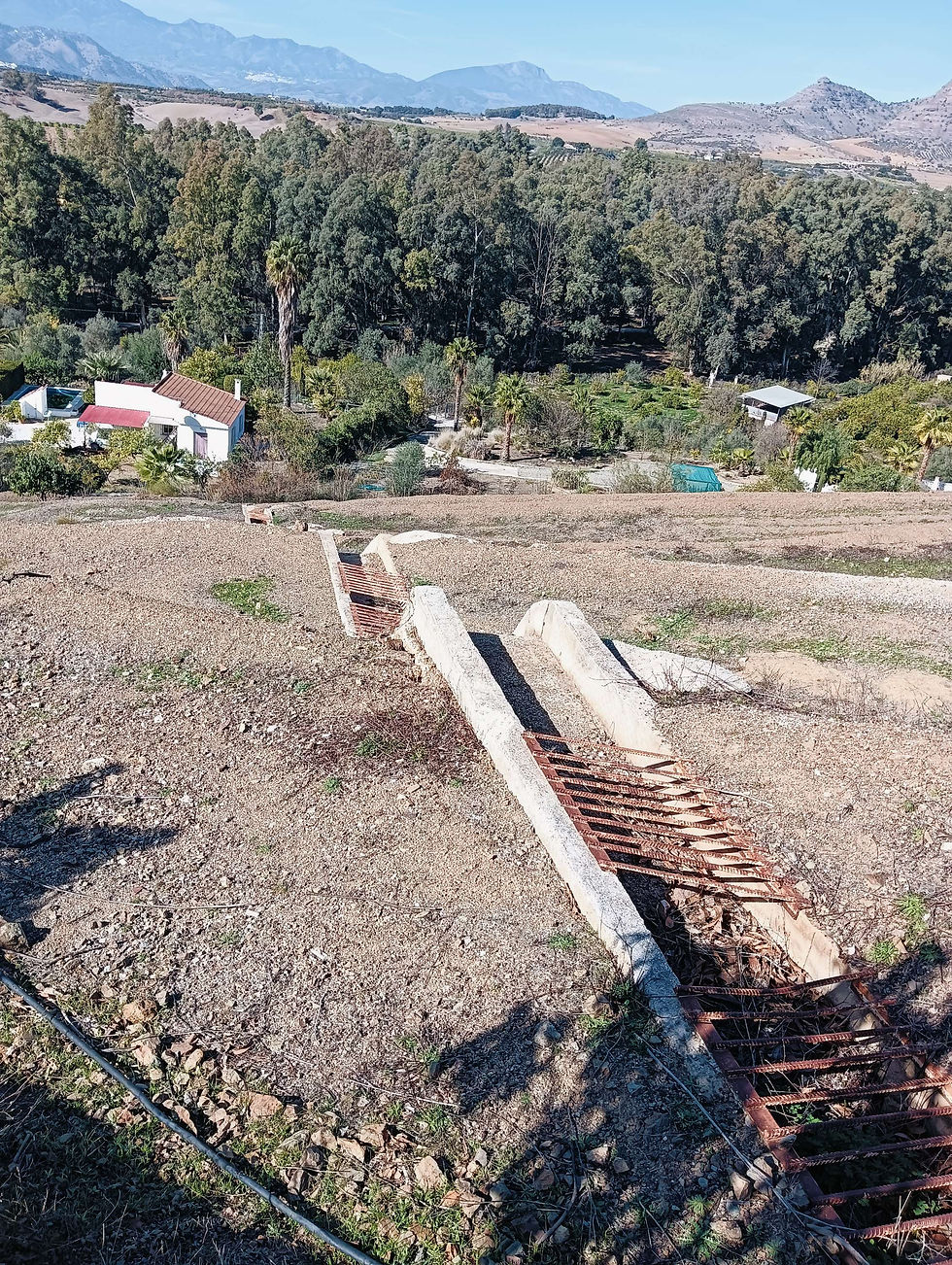 Thumbnail: Casa de campo pizarra con terreno de 33,000 