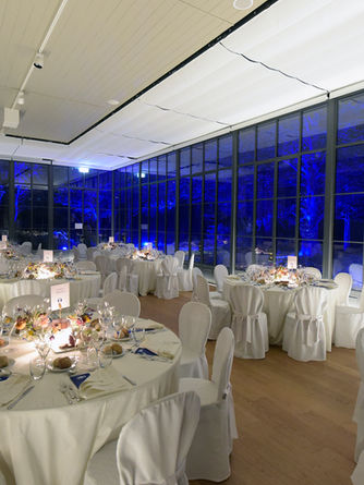 200°POLDI PEZZOLI_Interno veranda verso il giardino illuminato da Marco Nereo Rotelli e pr