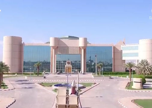 استبدال عدد 2 مصاعد في قيادة قوات الدفاع الجوي