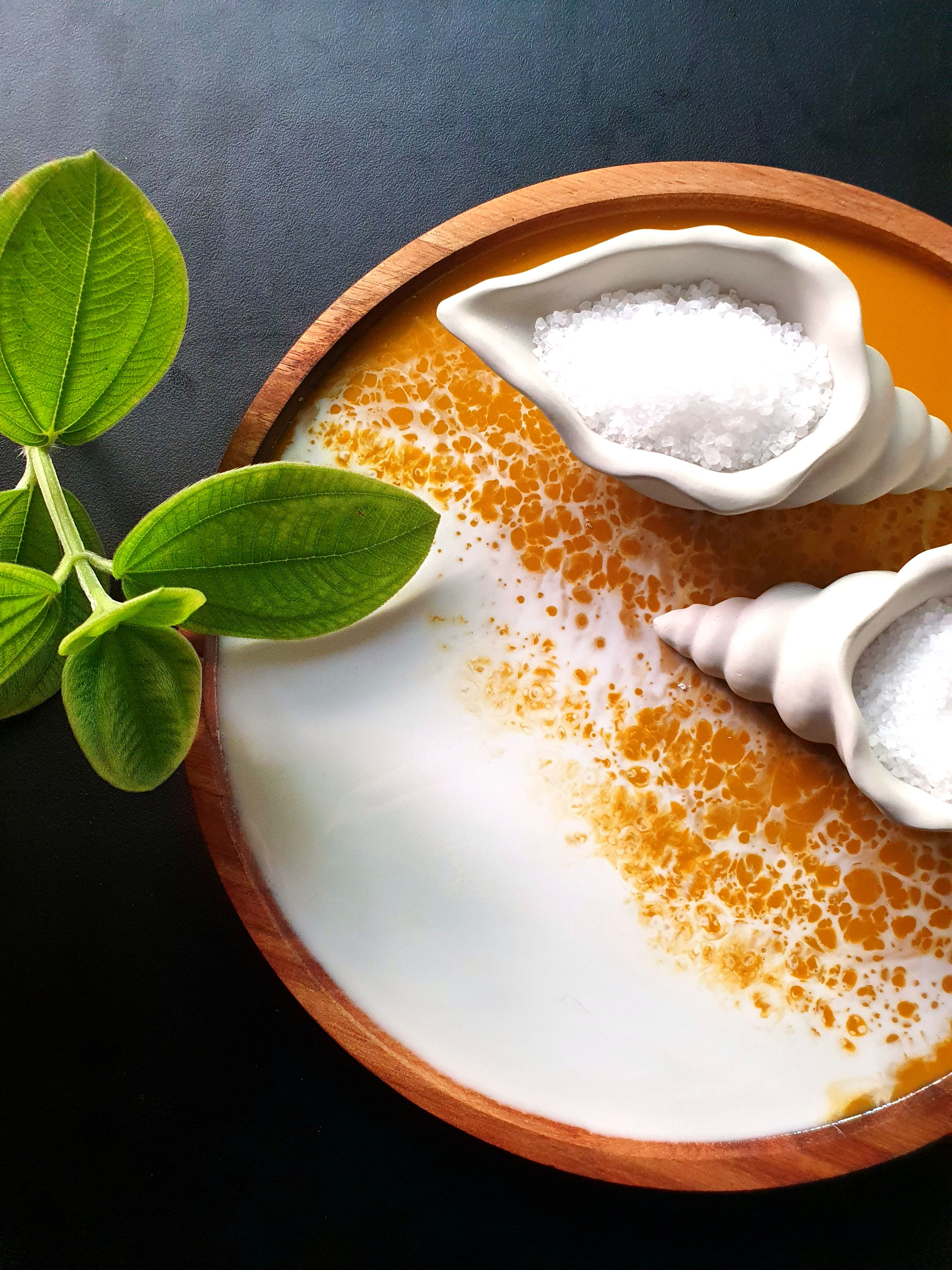 מגש עגול מעוצב חרדל