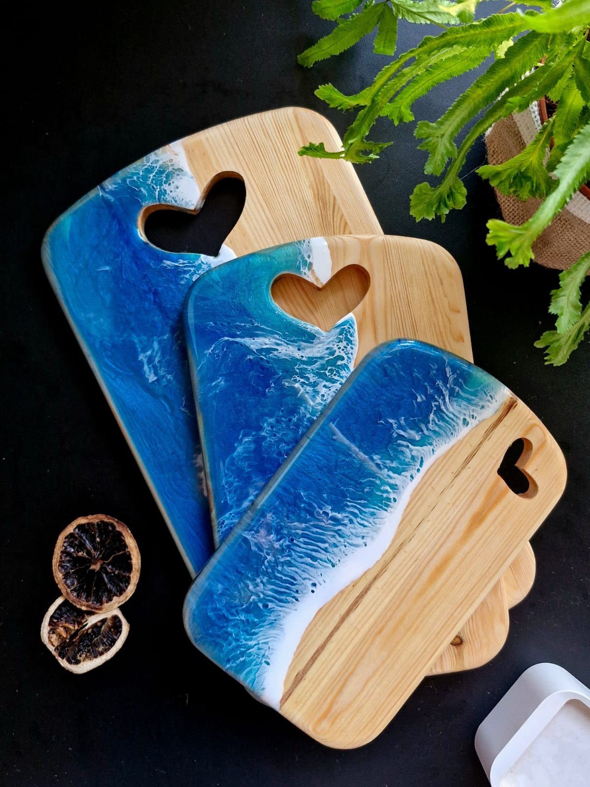 קרש מעוצב לב קטן -לגונה כחולה