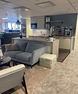 FLA, kontorsanpassning, inredningskoncept, kontor, inredning kontor, lokalanpassning, möbleringsskiss, inredare stockholm, inredningsarkitekt, arkitekt, inplaceringsskiss, kontorsmöbler, inredning offentlig miljö, möbelkoncept, interiordesigner, interior architect, anita inredare, återbruk,