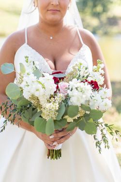 Holcomb Creative Co LLC- Roeder-Davis Wedding- Bride & Groom-29