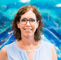 Image of Dr Heather Kuhl who learned more about private practice marketing with the help of Private Practice Startup